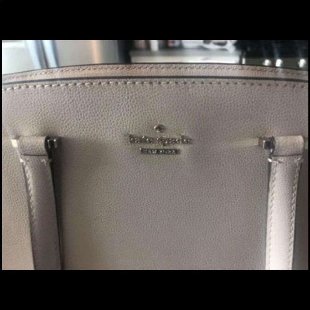 Kate Spade Crossbody - Picture 2 of 5